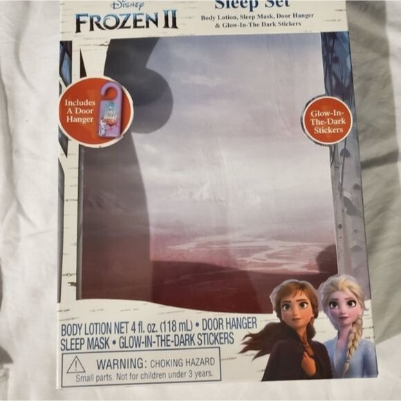 NIB Sleep Set Ages: 3+ Frozen 2 - Picture 11 of 14